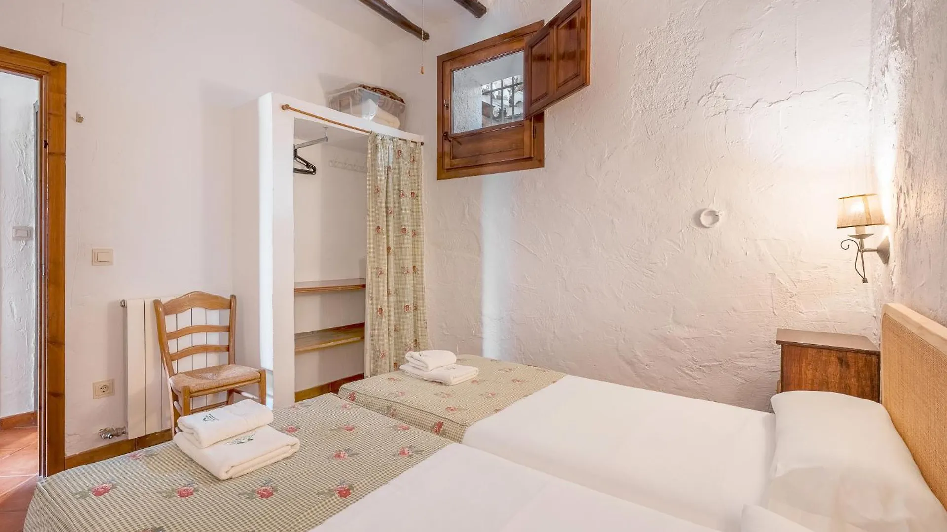 Apartamento La Cuadra La Zubia  0*, La Zubia (Granada) Spain